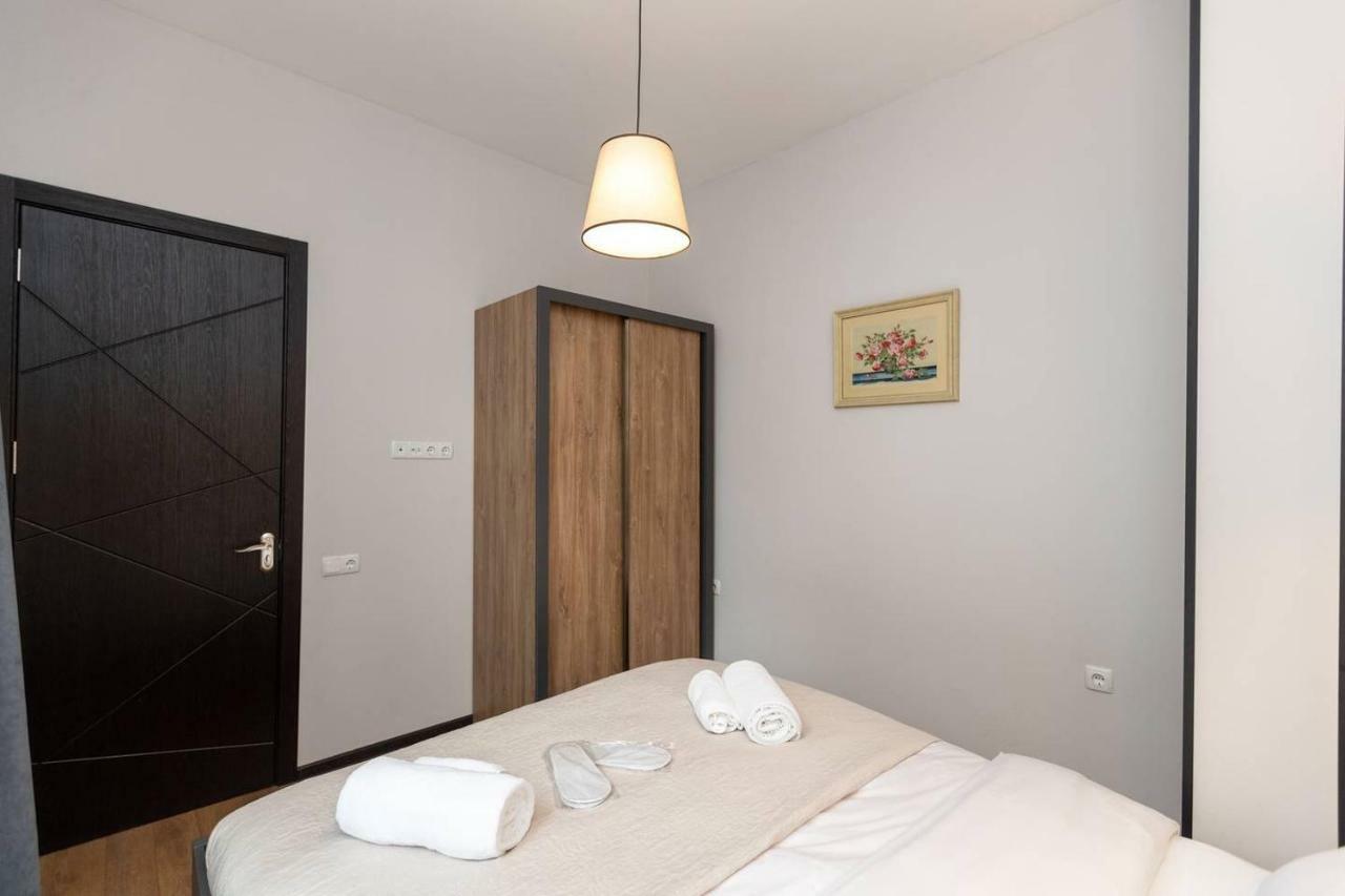 Wehost Apartment Near Fabrika Tbilisi Eksteriør bilde