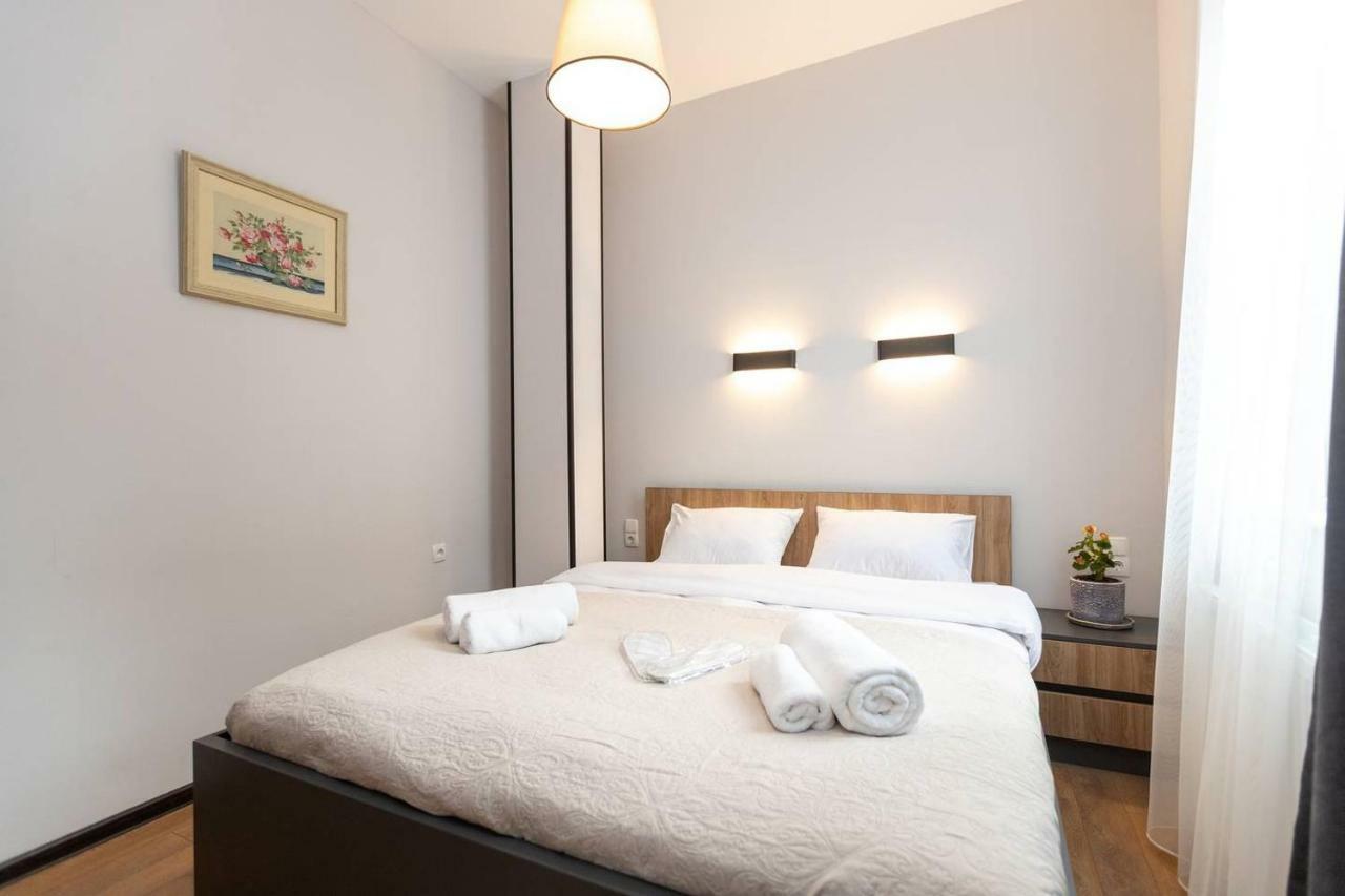 Wehost Apartment Near Fabrika Tbilisi Eksteriør bilde