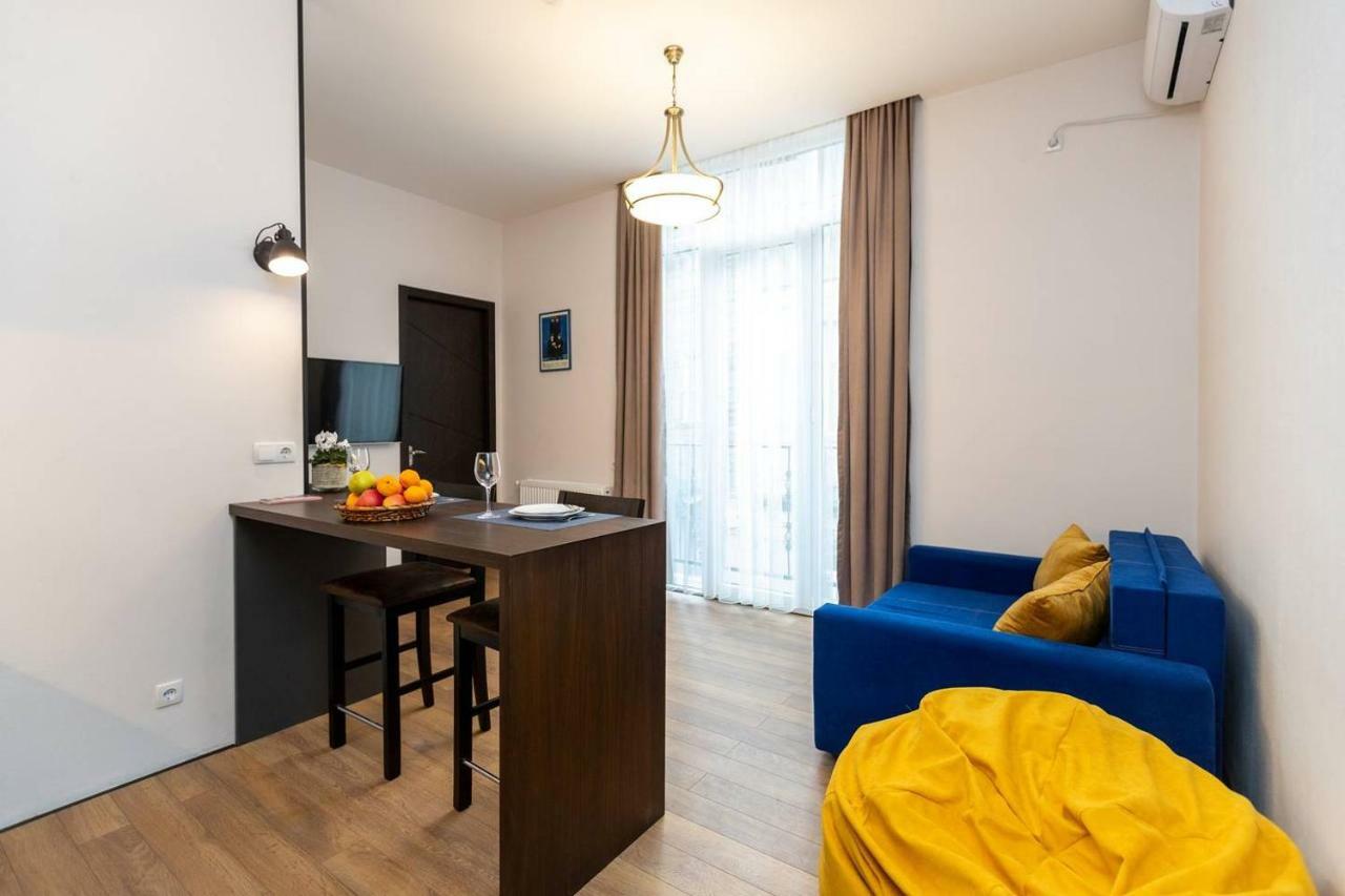 Wehost Apartment Near Fabrika Tbilisi Eksteriør bilde