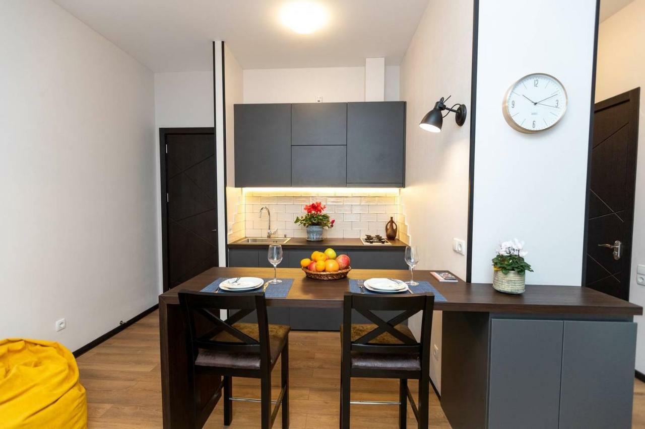 Wehost Apartment Near Fabrika Tbilisi Eksteriør bilde